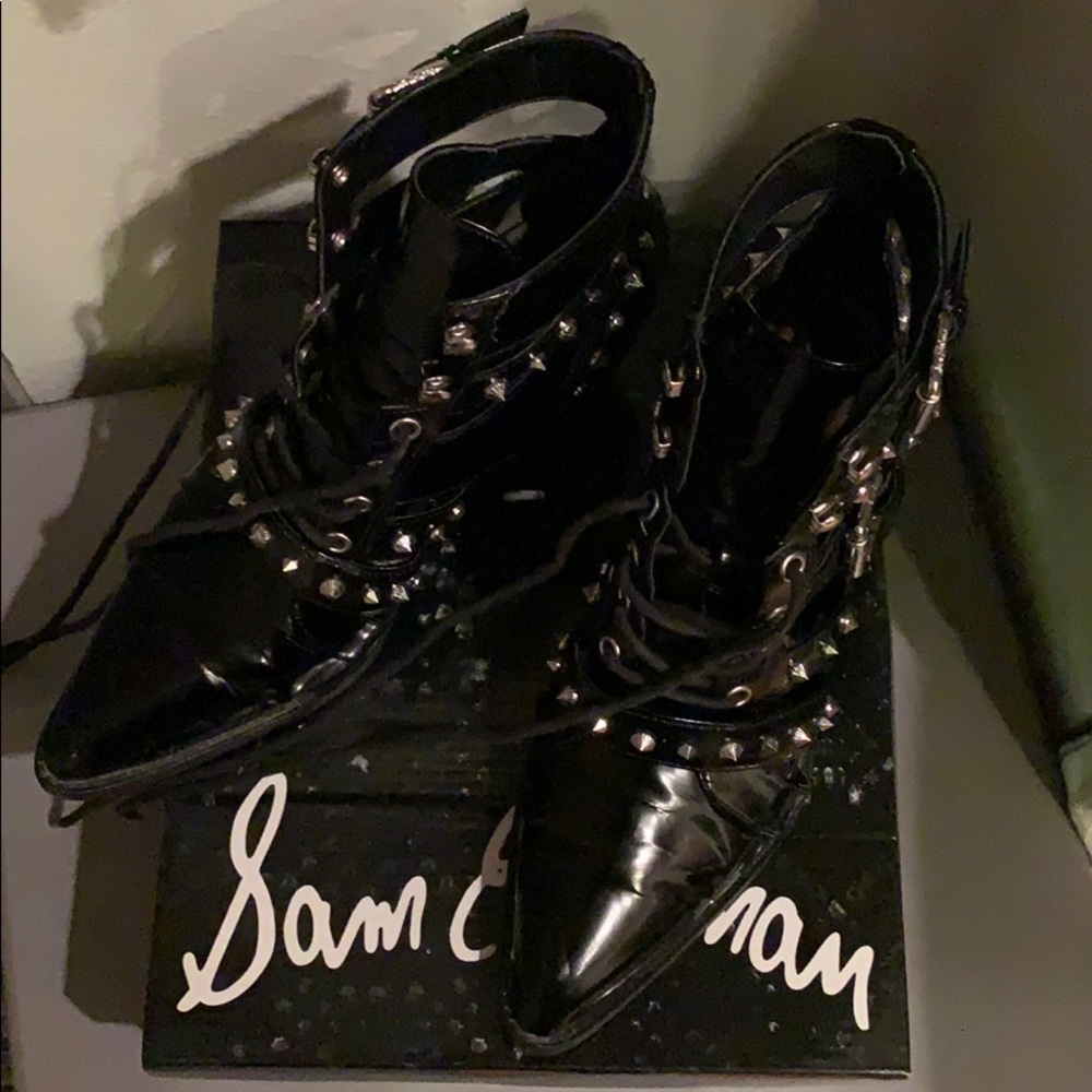 Sam Edelman Elana Cut-Out Studded Black Bootie - Picture 5 of 6